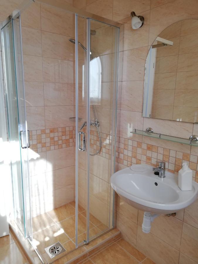 Imola Es Andrea Apartmanhaz Hajduszoboszlo Exterior photo