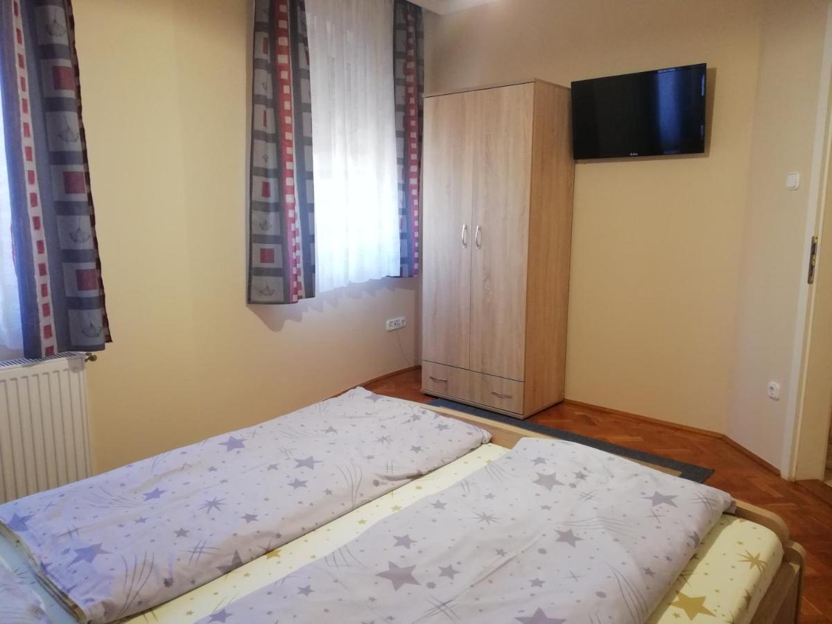 Imola Es Andrea Apartmanhaz Hajduszoboszlo Exterior photo