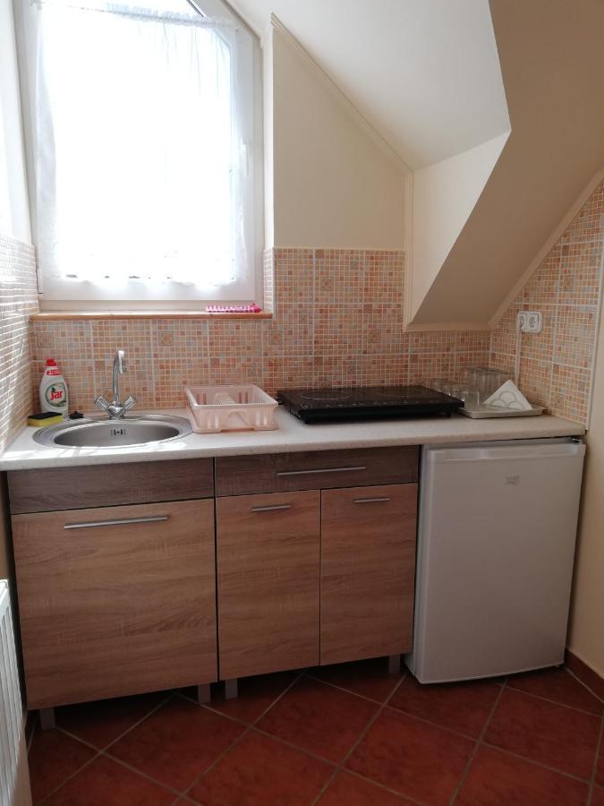Imola Es Andrea Apartmanhaz Hajduszoboszlo Exterior photo